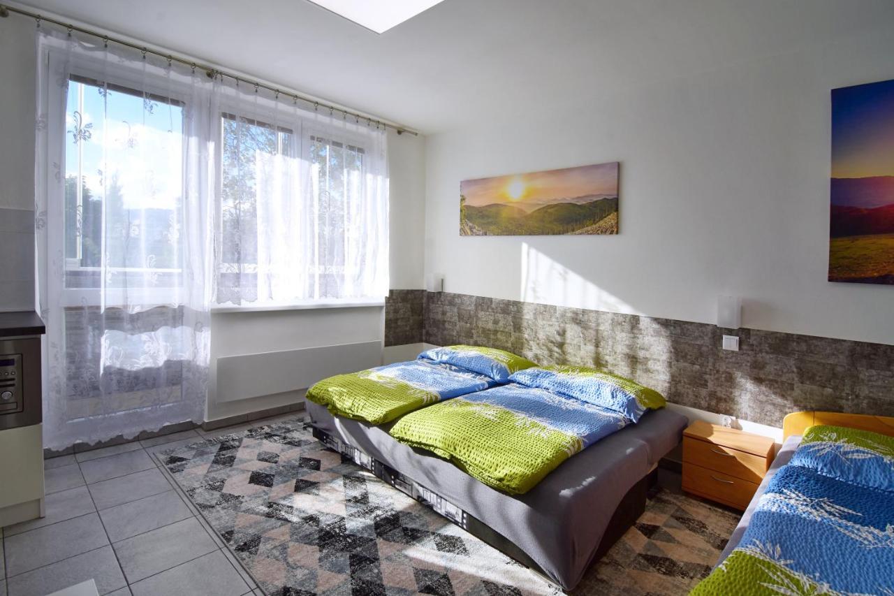 Apartman Nikola โตรยาโนวิตเซ ภายนอก รูปภาพ